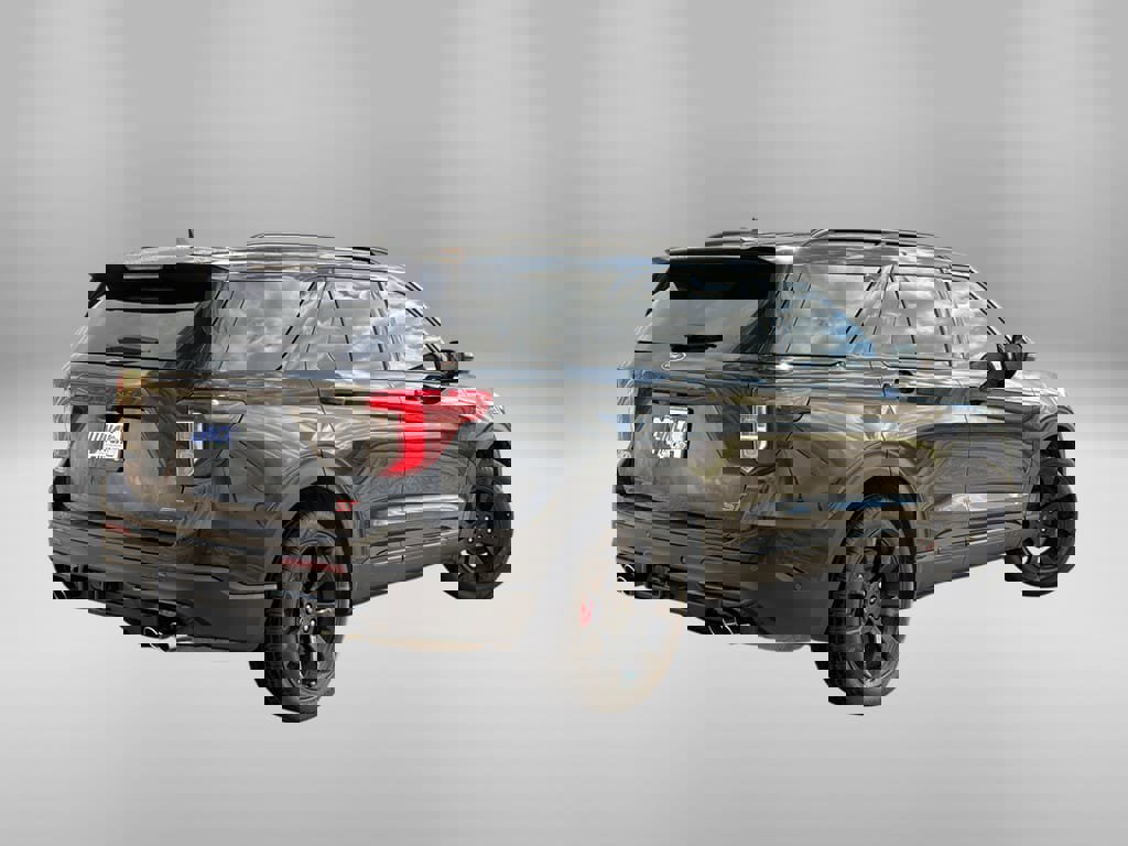 Used 2023 Ford Explorer ST w/ Technology Package image 5