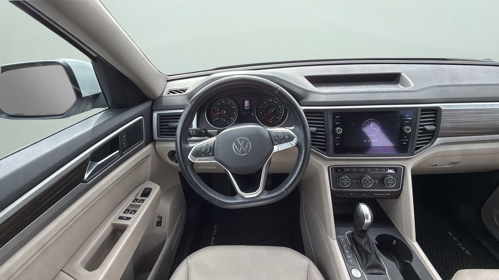 Used 2021 Volkswagen Atlas SE w/ Panoramic Sunroof Package image 22