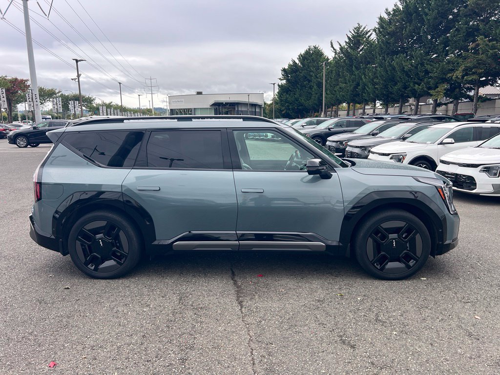 Certified 2024 Kia EV9 GT-Line AWD/4WD image 4