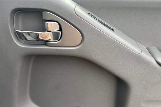 Used 2017 Nissan Frontier SV image 18