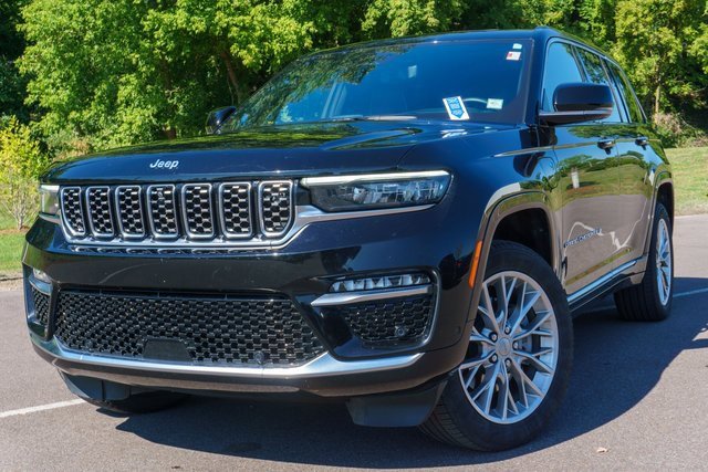 Used 2024 Jeep Grand Cherokee Summit w/ Advanced Protech Group IV