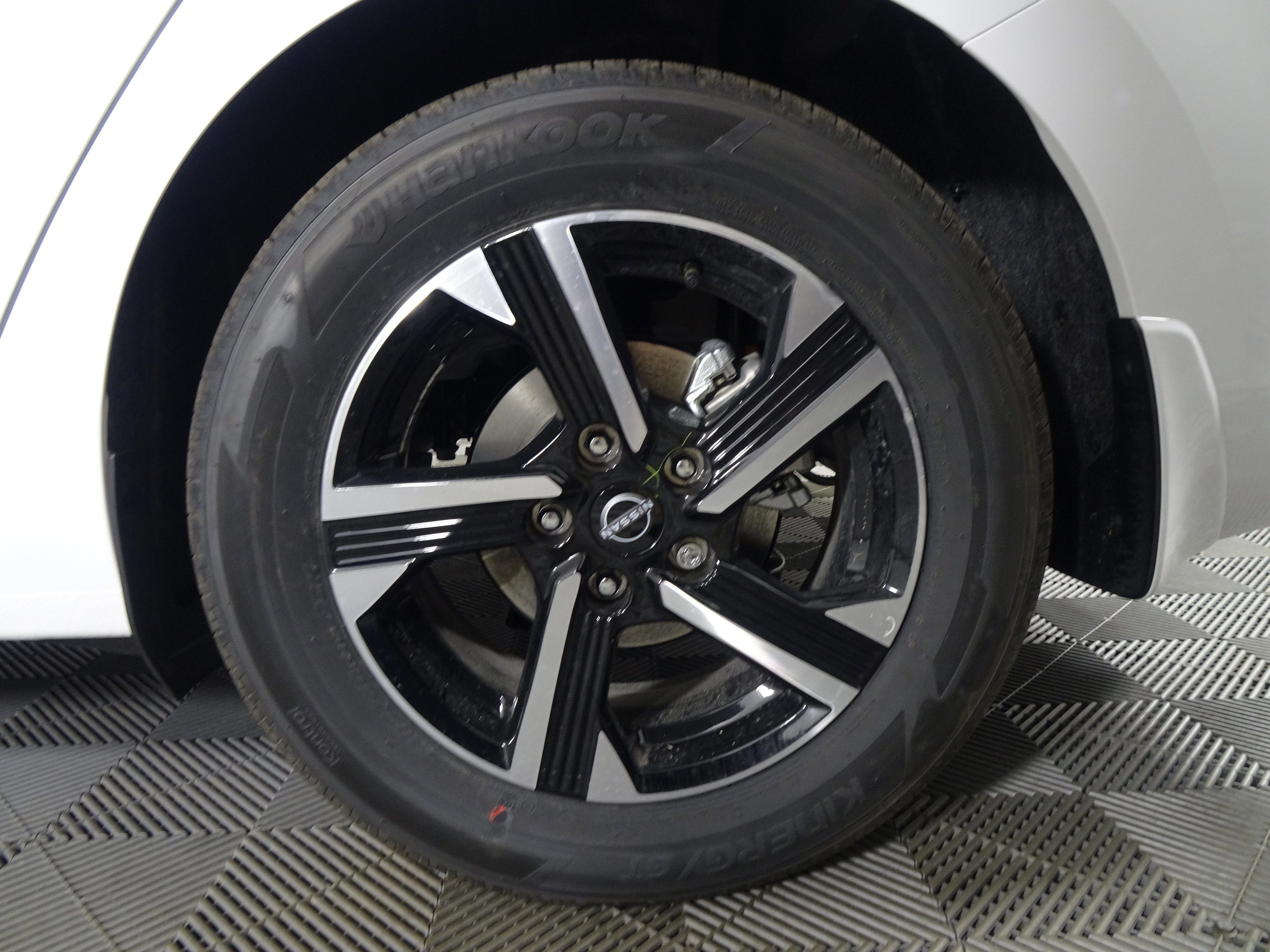 Certified 2025 Nissan Sentra SV w/ All-Weather Package image 12