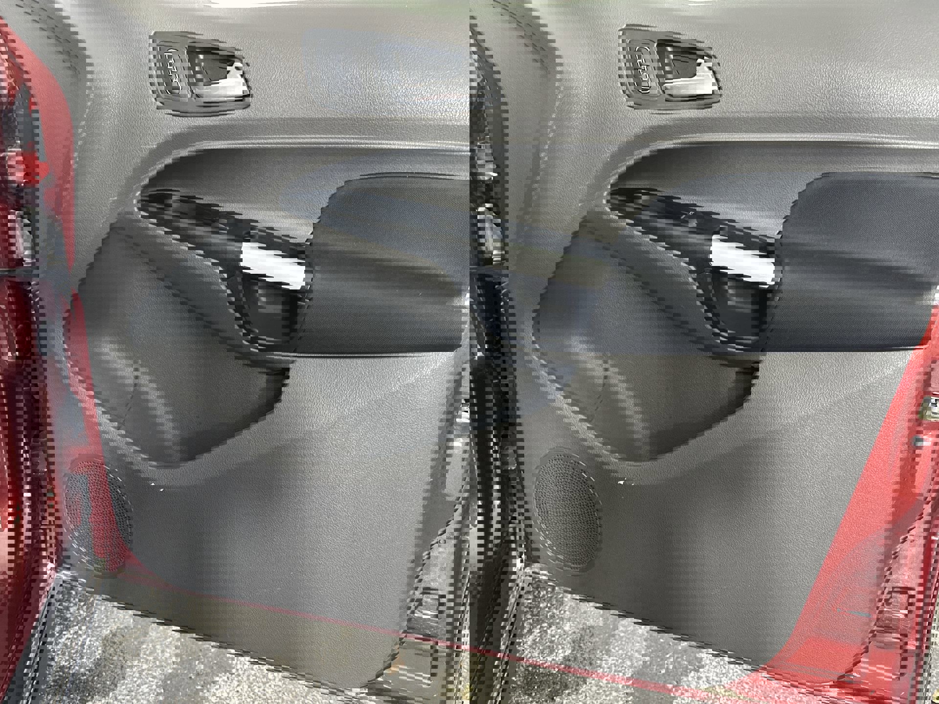 Used 2019 Ford Transit Connect XLT w/ Driver-Assist Package image 34