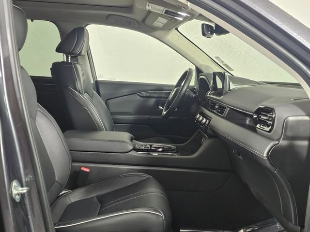 Used 2023 Honda Pilot Elite image 11