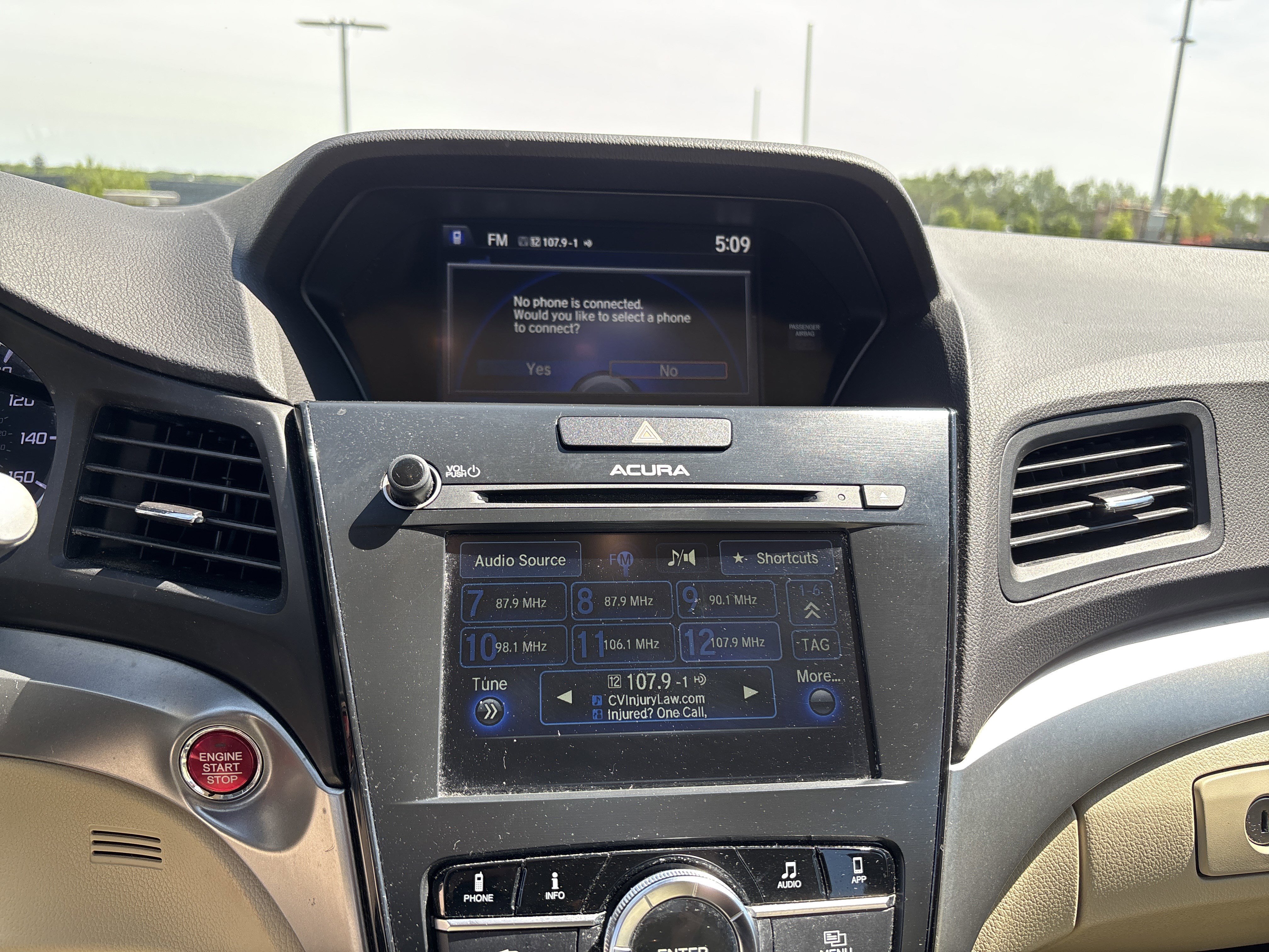 Certified 2016 Acura ILX w/ Premium Package image 23