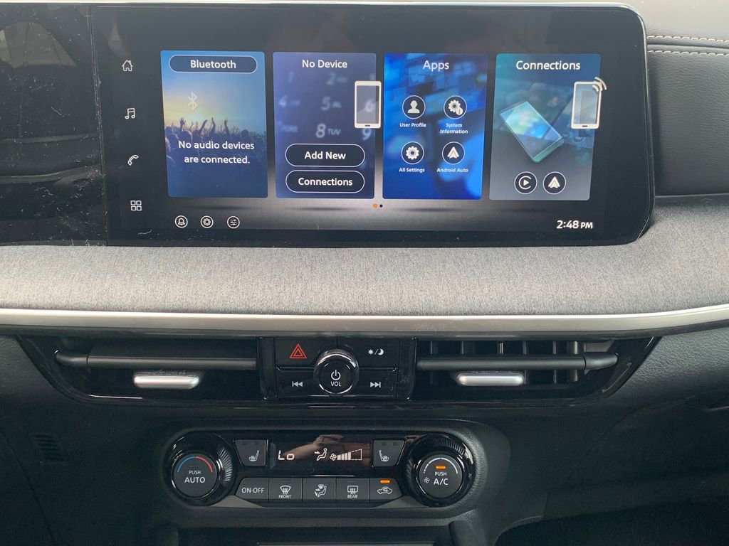 New 2026 Nissan Kicks SV w/ Charging Package FWD image 12