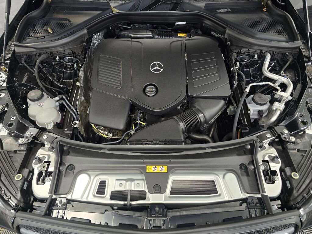 New 2026 Mercedes-Benz GLC 300 4MATIC image 10