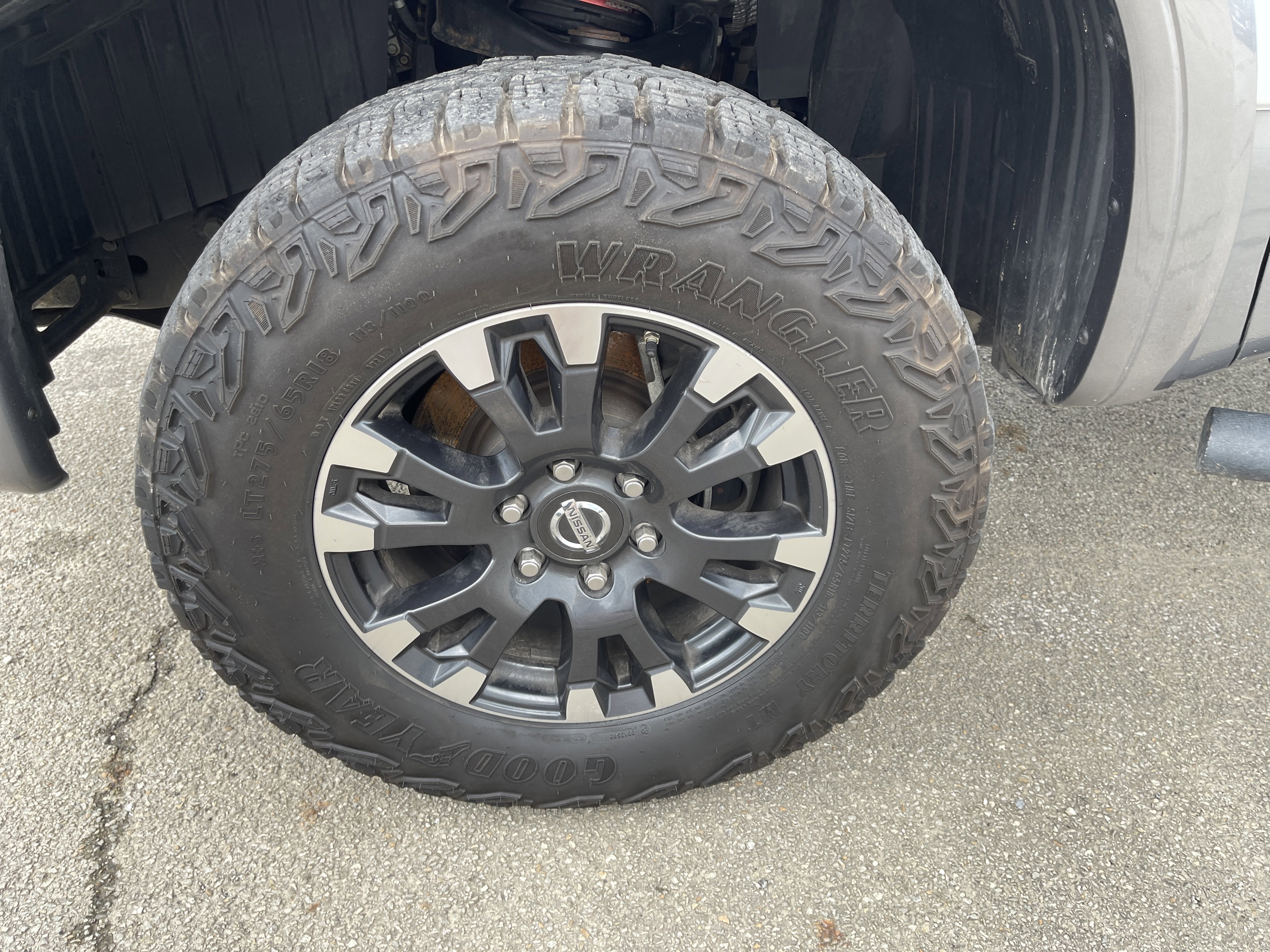 Used 2019 Nissan Titan PRO-4X AWD/4WD image 11