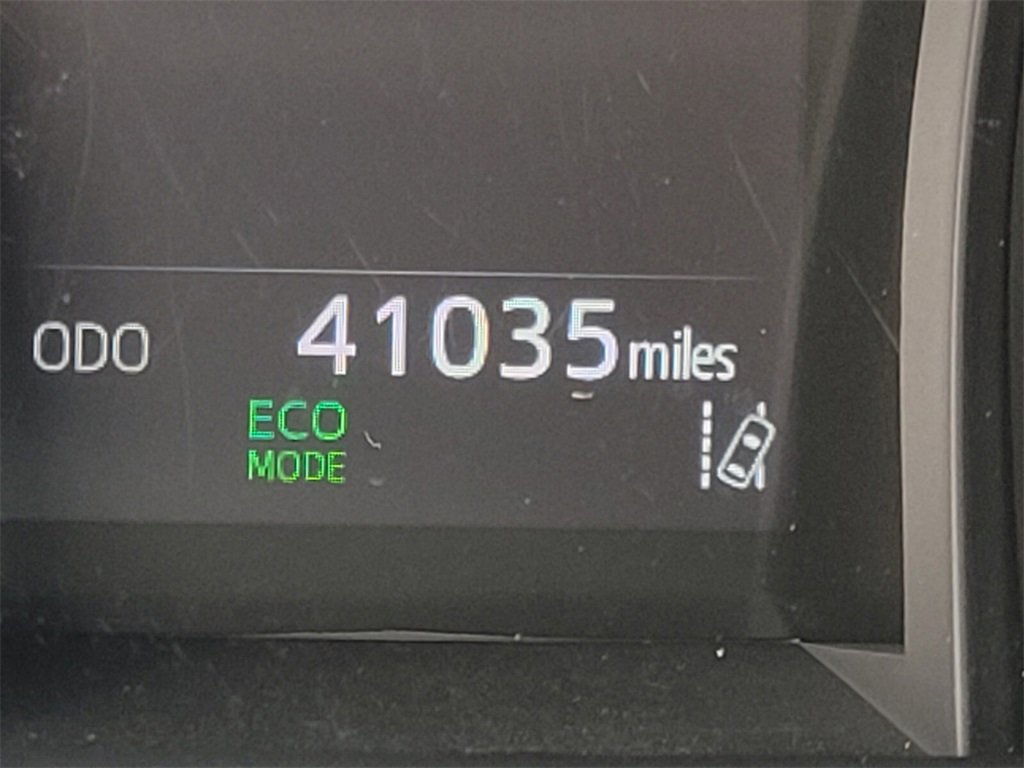 Used 2023 Toyota Camry SE image 29