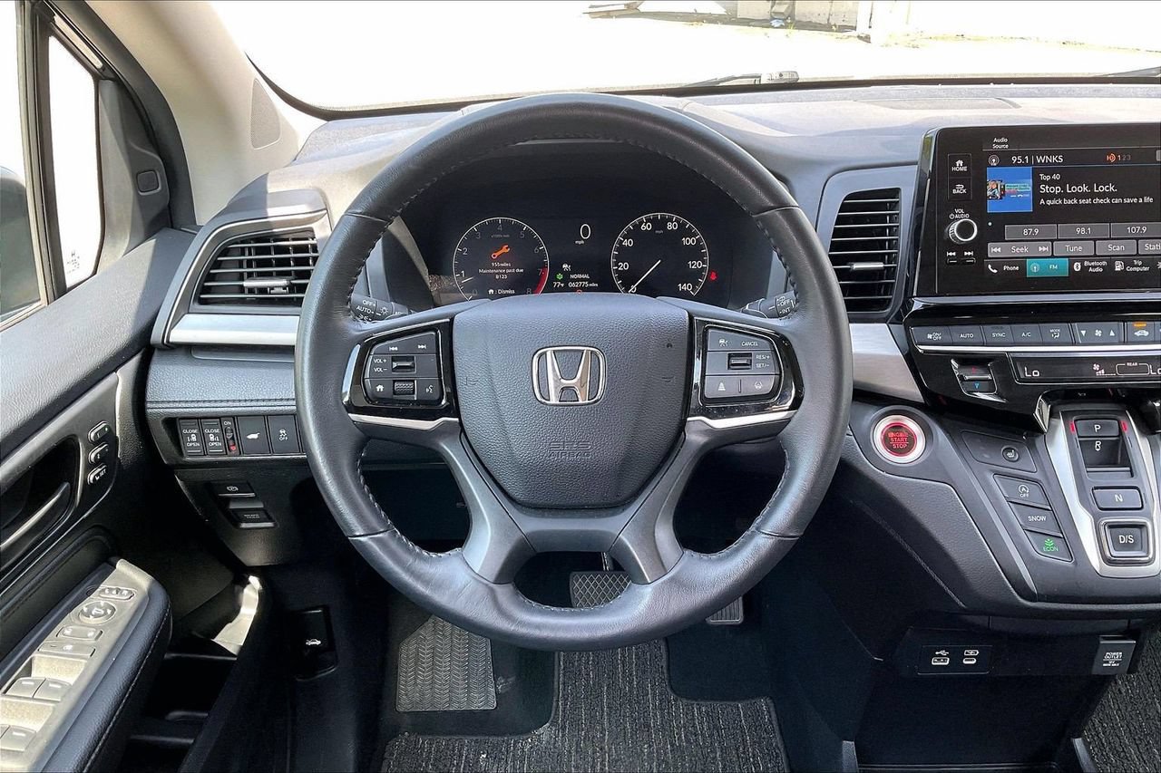 Used 2025 Honda Odyssey EX-L image 9