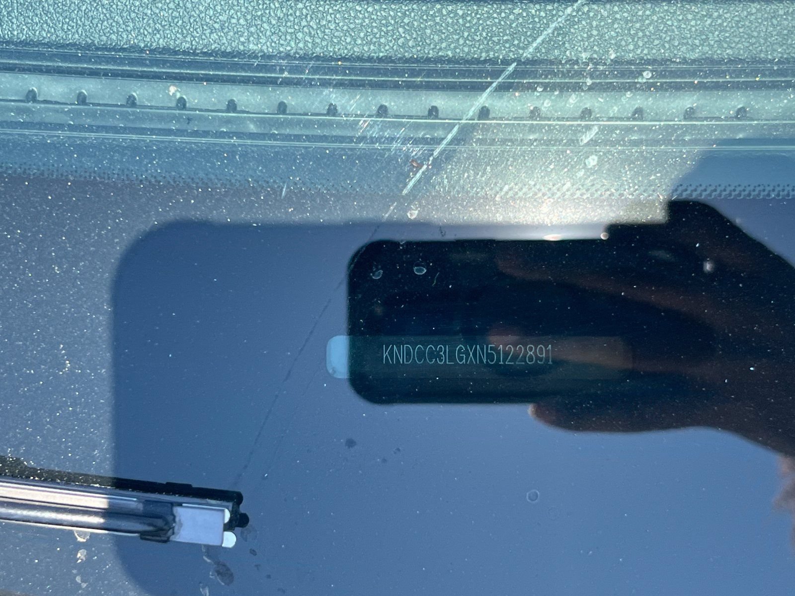 Certified 2022 Kia Niro EX FWD image 3