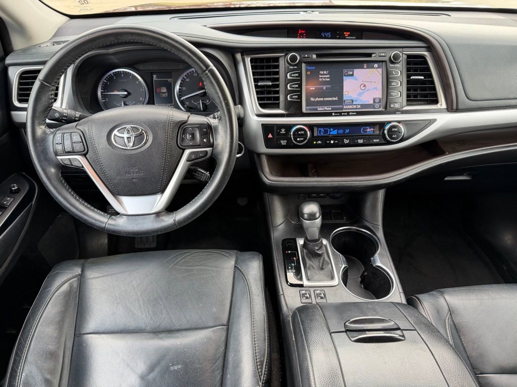 Used 2018 Toyota Highlander FWD V6 image 15