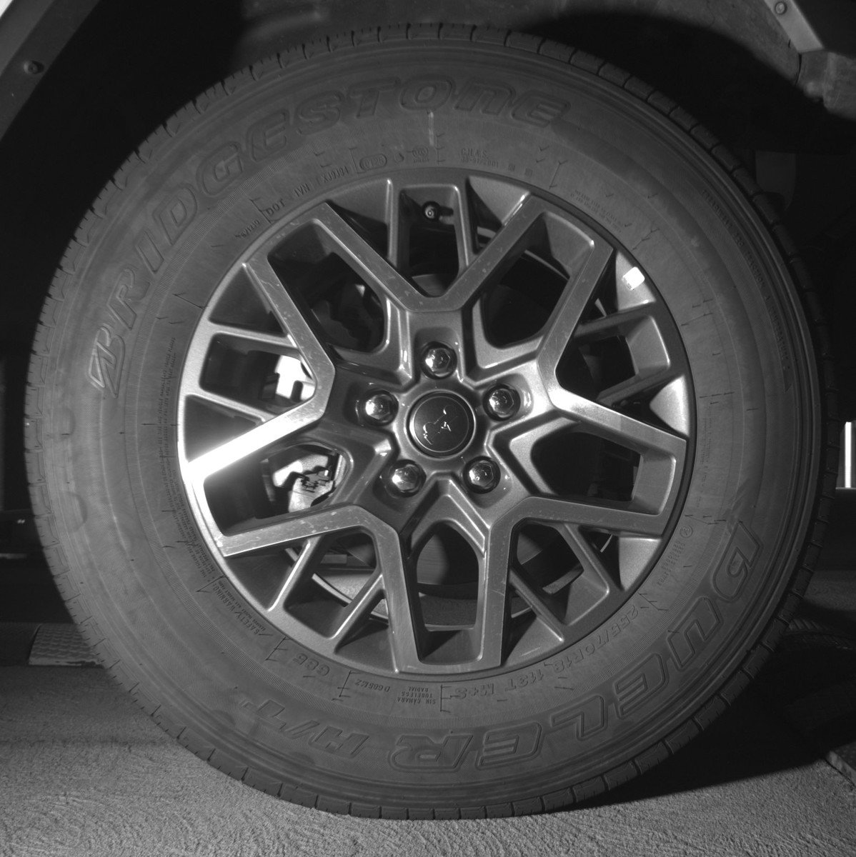 Used 2025 Jeep Wrangler Sahara image 13