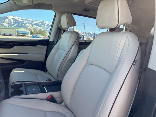 New 2026 Honda Odyssey Touring image 11