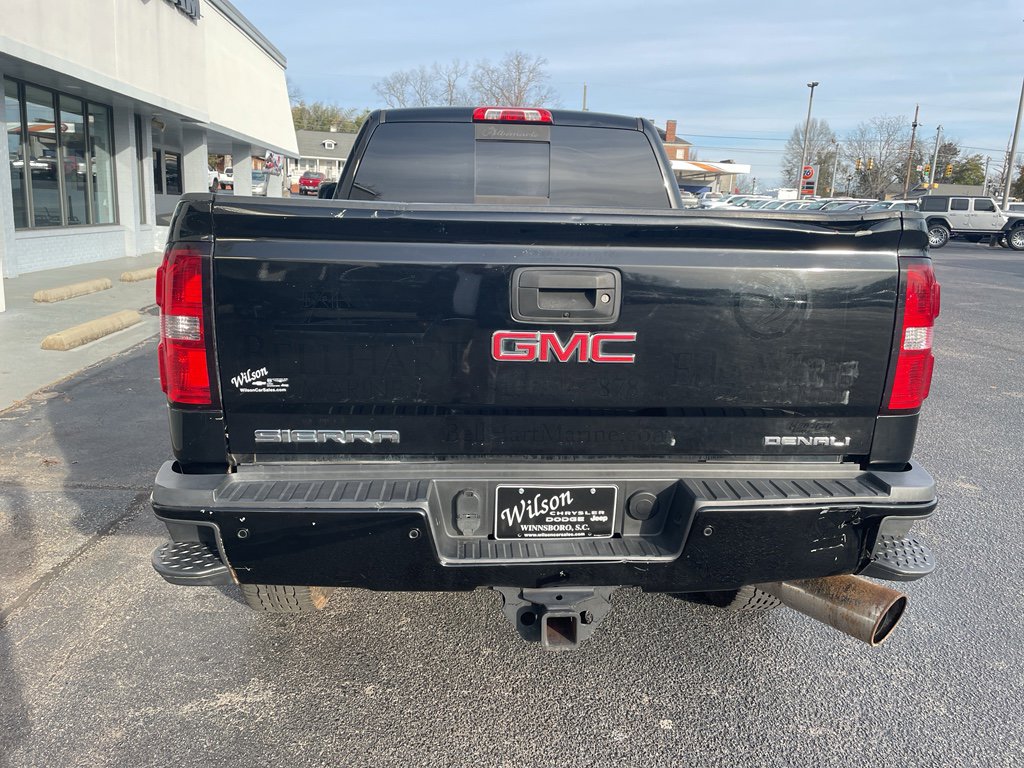 Used 2016 GMC Sierra 2500 Denali w/ Duramax Plus Package AWD/4WD image 8