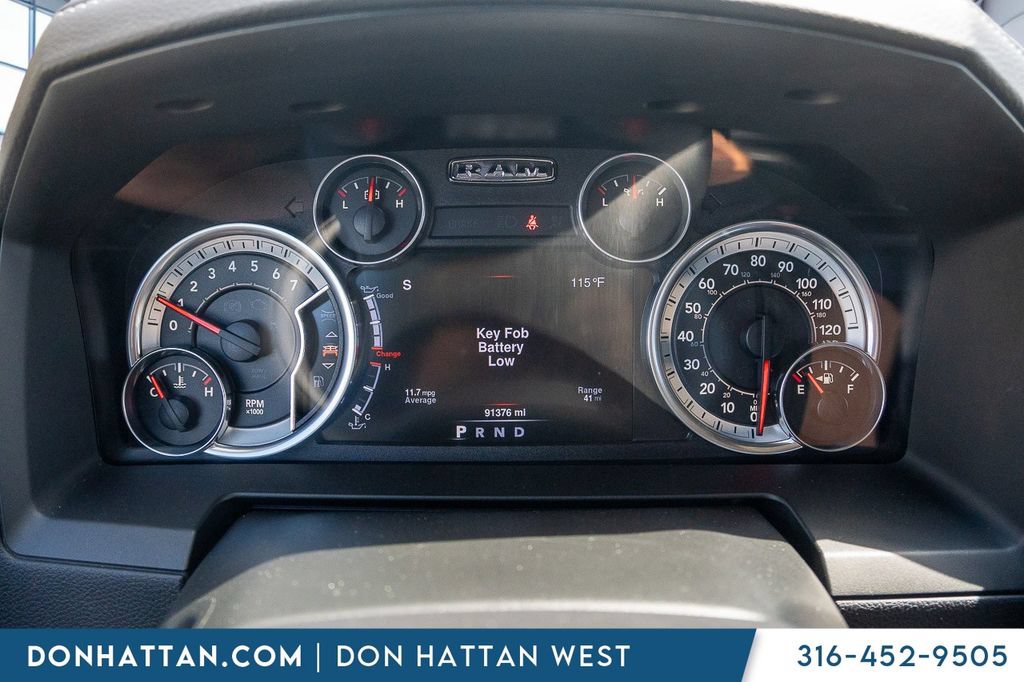 Used 2016 RAM 1500 Laramie AWD/4WD image 6
