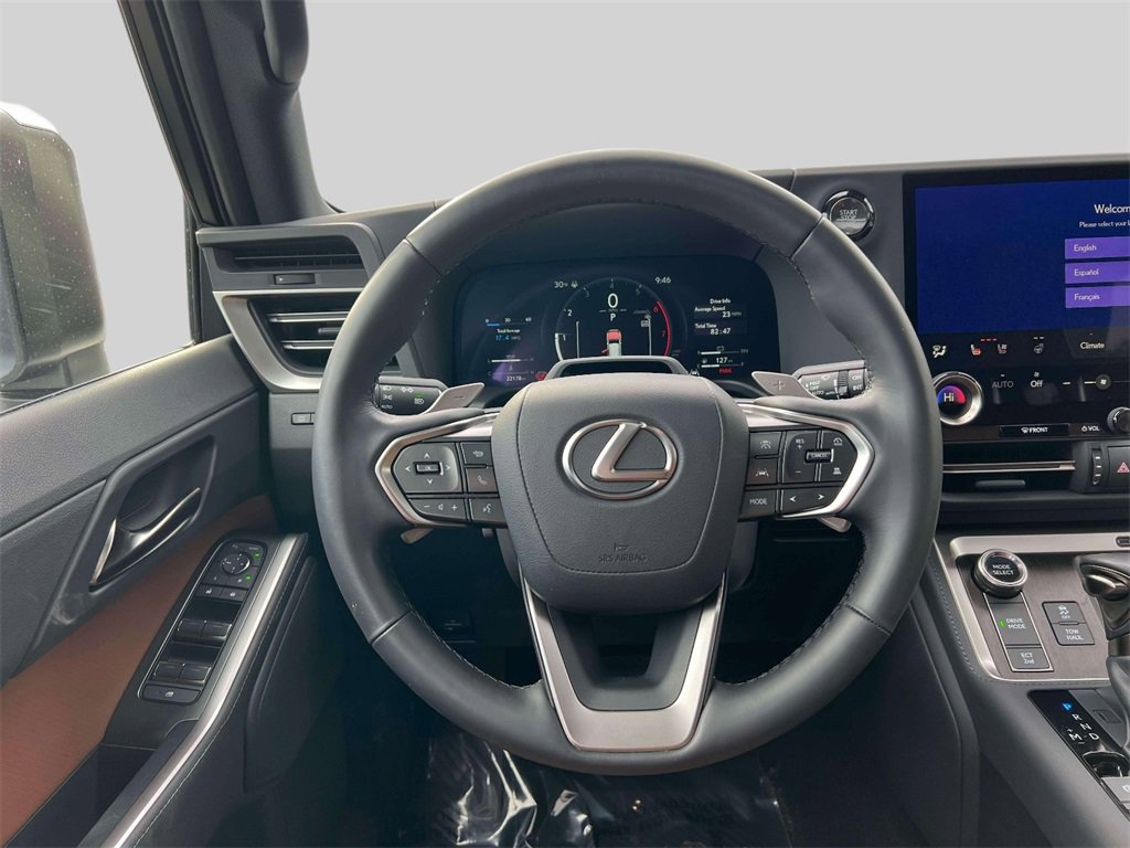 Certified 2024 Lexus GX 550 w/ Cold Area Package image 15