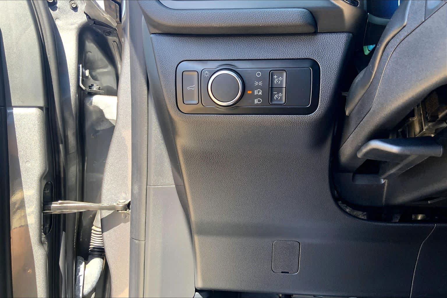Certified 2024 Ford Escape ST-Line AWD/4WD image 36