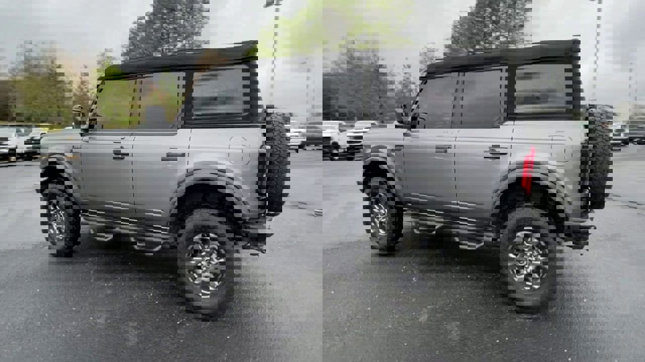 Used 2023 Ford Bronco Big Bend image 6