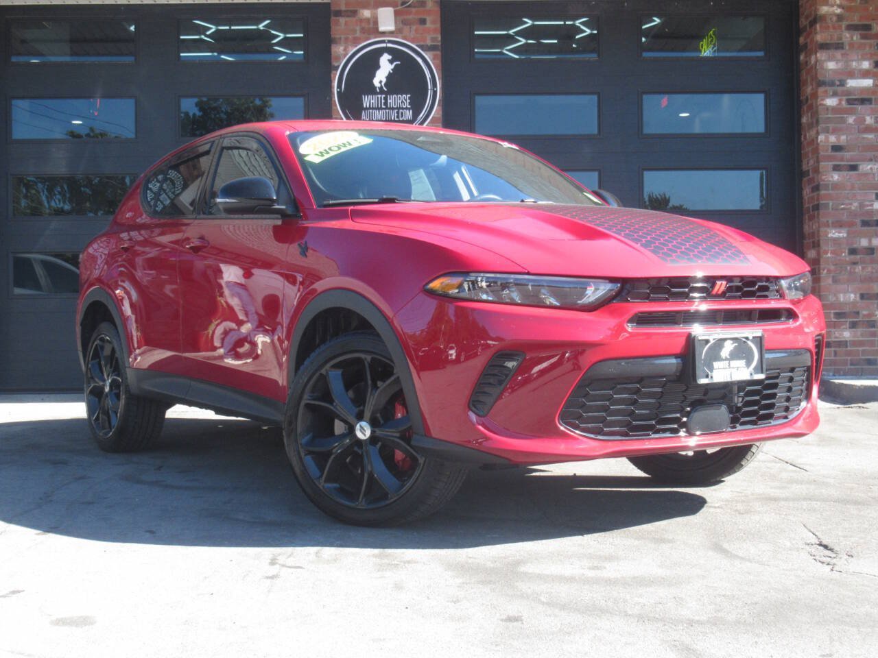 Used 2024 Dodge Hornet GT AWD/4WD image 1