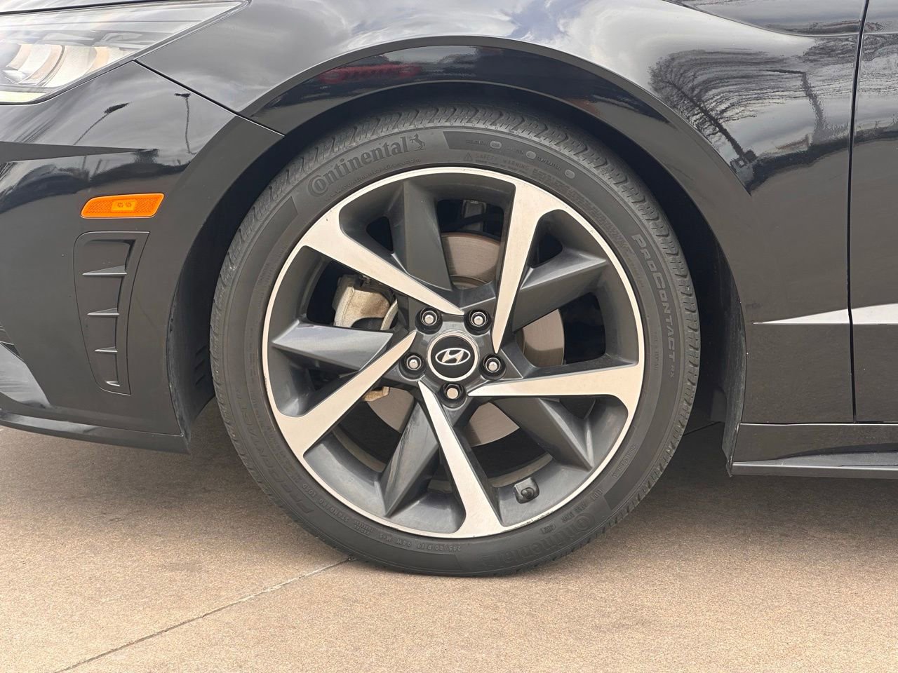 Used 2023 Hyundai Sonata SEL Plus w/ Preferred Accessory Package image 9