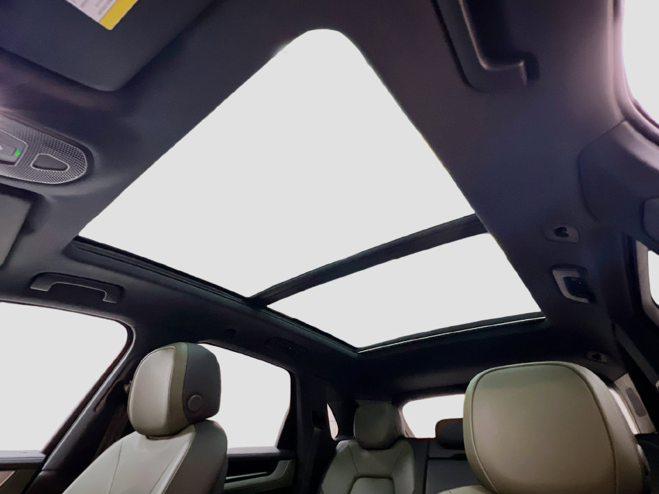 New 2026 Porsche Cayenne AWD/4WD image 14