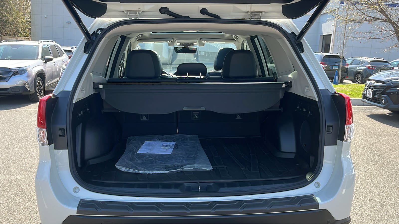 Used 2020 Subaru Forester Touring AWD/4WD image 25