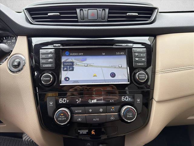 Used 2017 Nissan Rogue SL w/ SL Premium Package AWD/4WD image 15