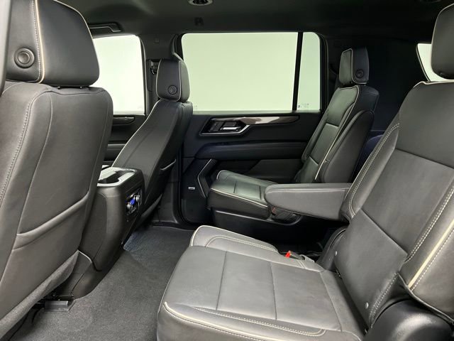 Used 2025 GMC Yukon XL Elevation w/ LPO, Get Active Package AWD/4WD image 41