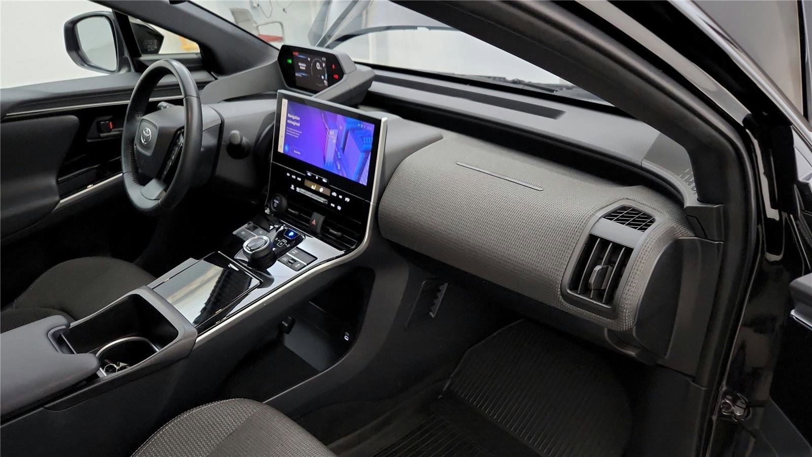 Used 2023 Toyota bZ4X XLE image 42