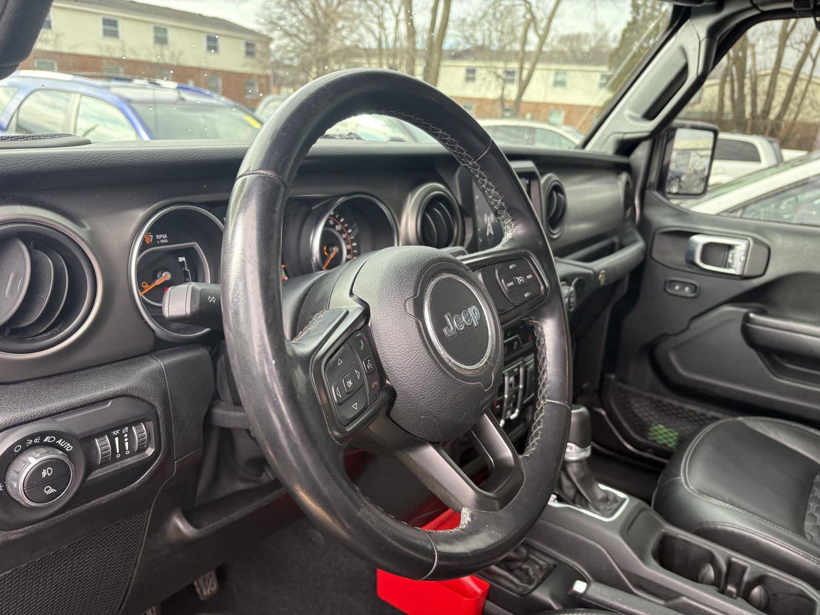 Used 2021 Jeep Gladiator Sport image 7