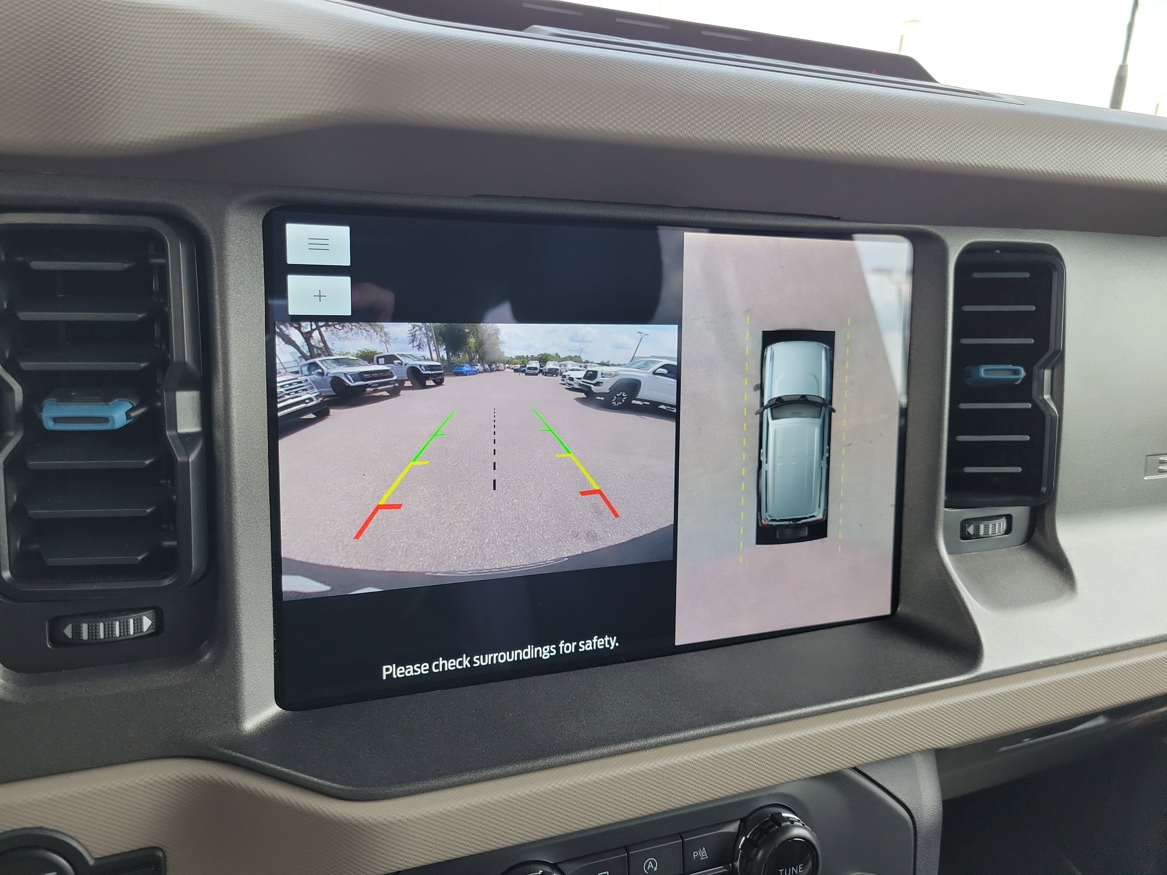 Used 2024 Ford Bronco Wildtrak image 29