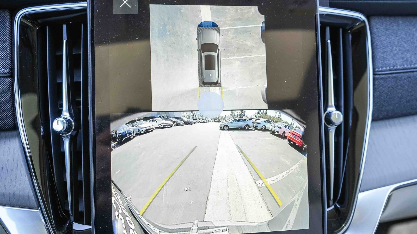 New 2026 Volvo XC90 B6 Ultra w/ Protection Package AWD/4WD image 27