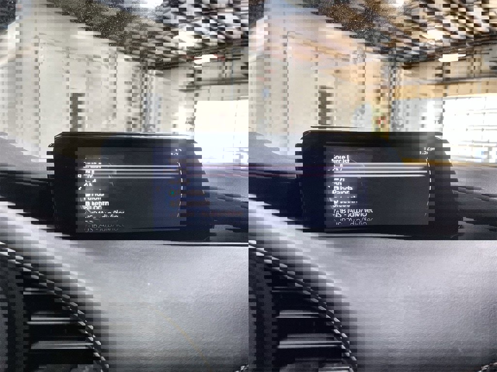 Used 2022 MAZDA MAZDA3 s image 29