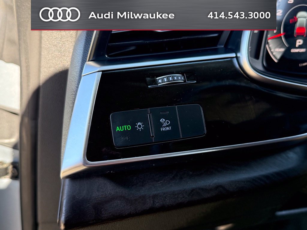 Used 2023 Audi Q8 Premium w/ Convenience Package AWD/4WD image 22