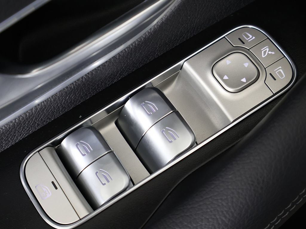 Used 2024 Mercedes-Benz GLE 350 4MATIC image 46