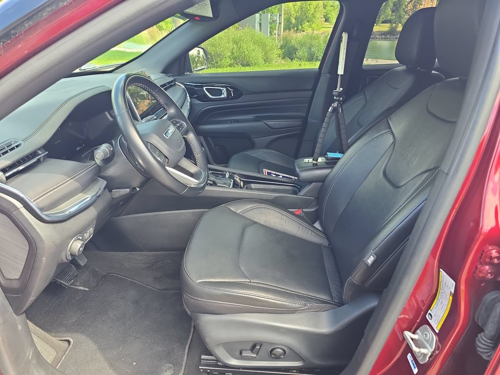 Used 2022 Jeep Compass High Altitude AWD/4WD image 11