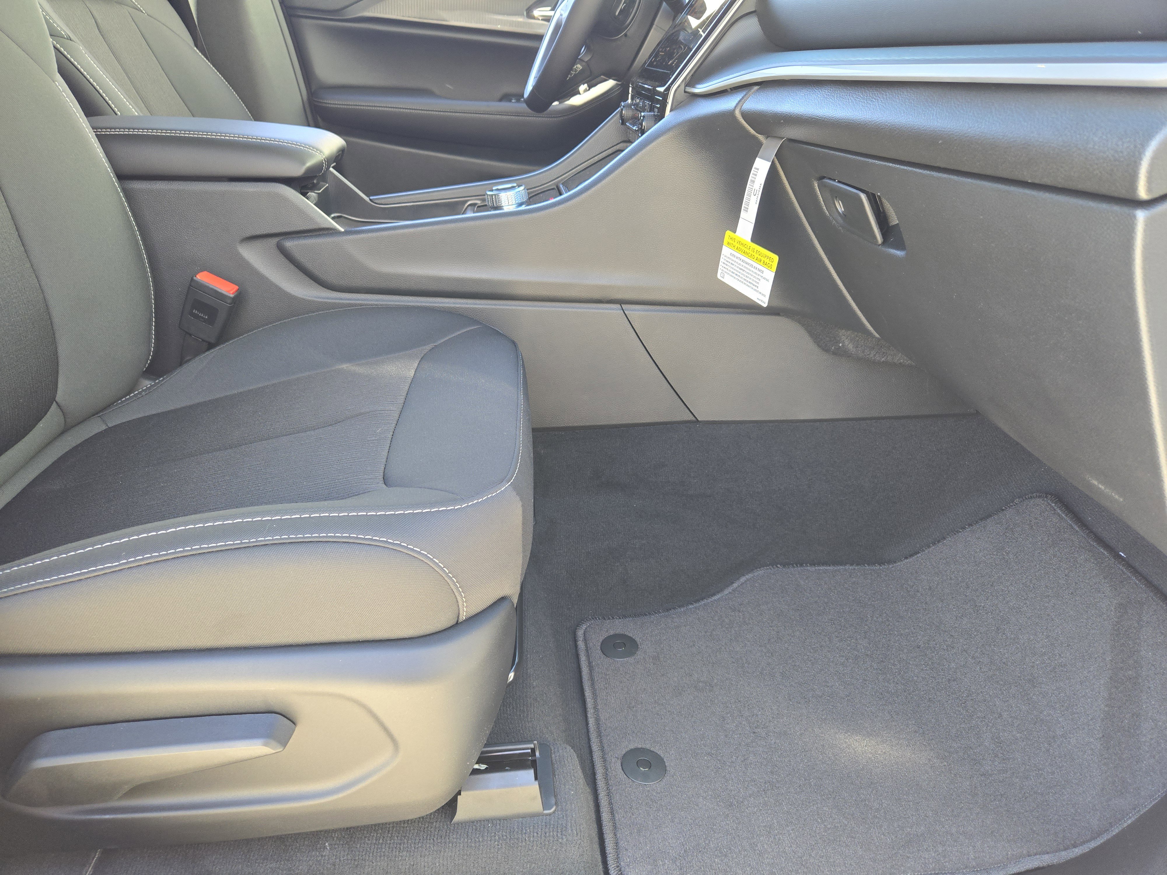 New 2026 Jeep Grand Cherokee Laredo X image 12