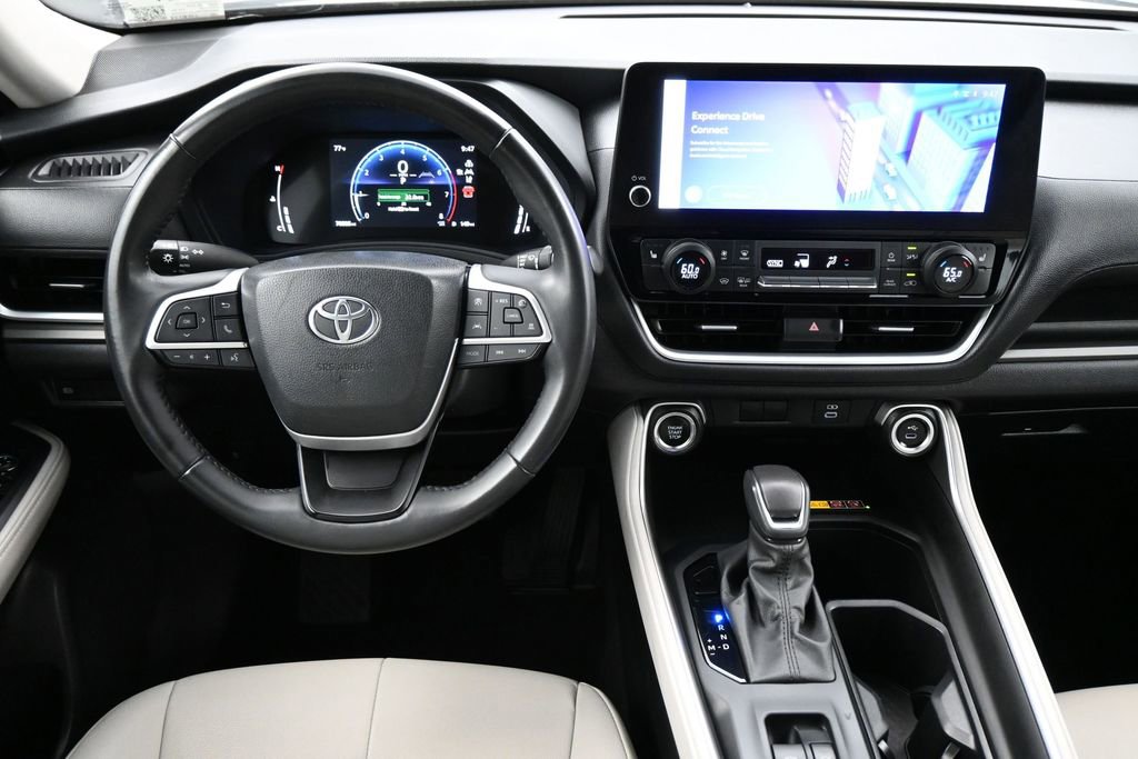 Used 2024 Toyota Grand Highlander FWD image 5