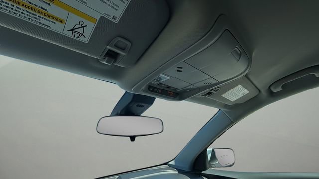 Used 2023 Chevrolet Equinox LT w/ LPO, Floor Liner Package FWD image 28