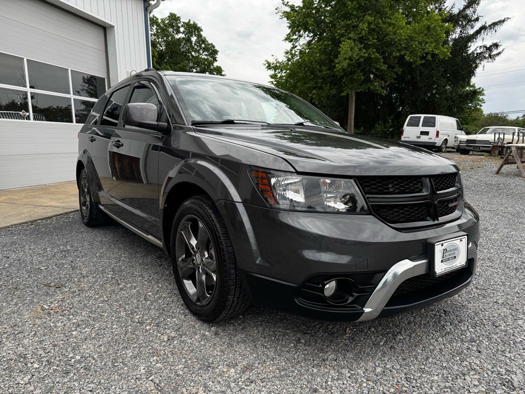 Used 2015 Dodge Journey Crossroad w/ Flexible Seating Group image 2