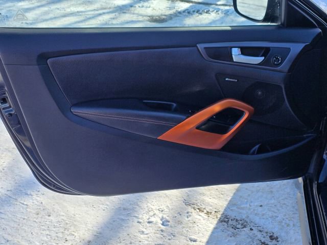 Used 2016 Hyundai Veloster Turbo image 10