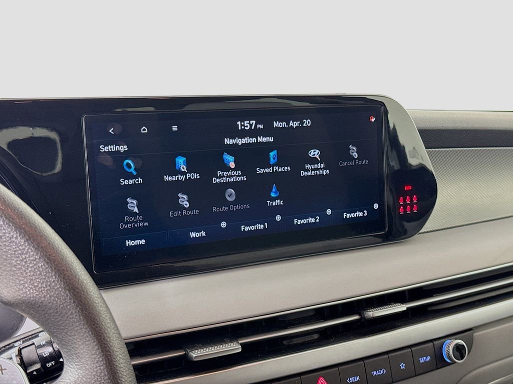 Used 2024 Hyundai Palisade SE FWD image 13