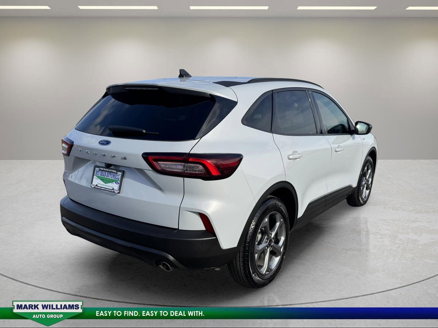 Used 2025 Ford Escape ST-Line image 4