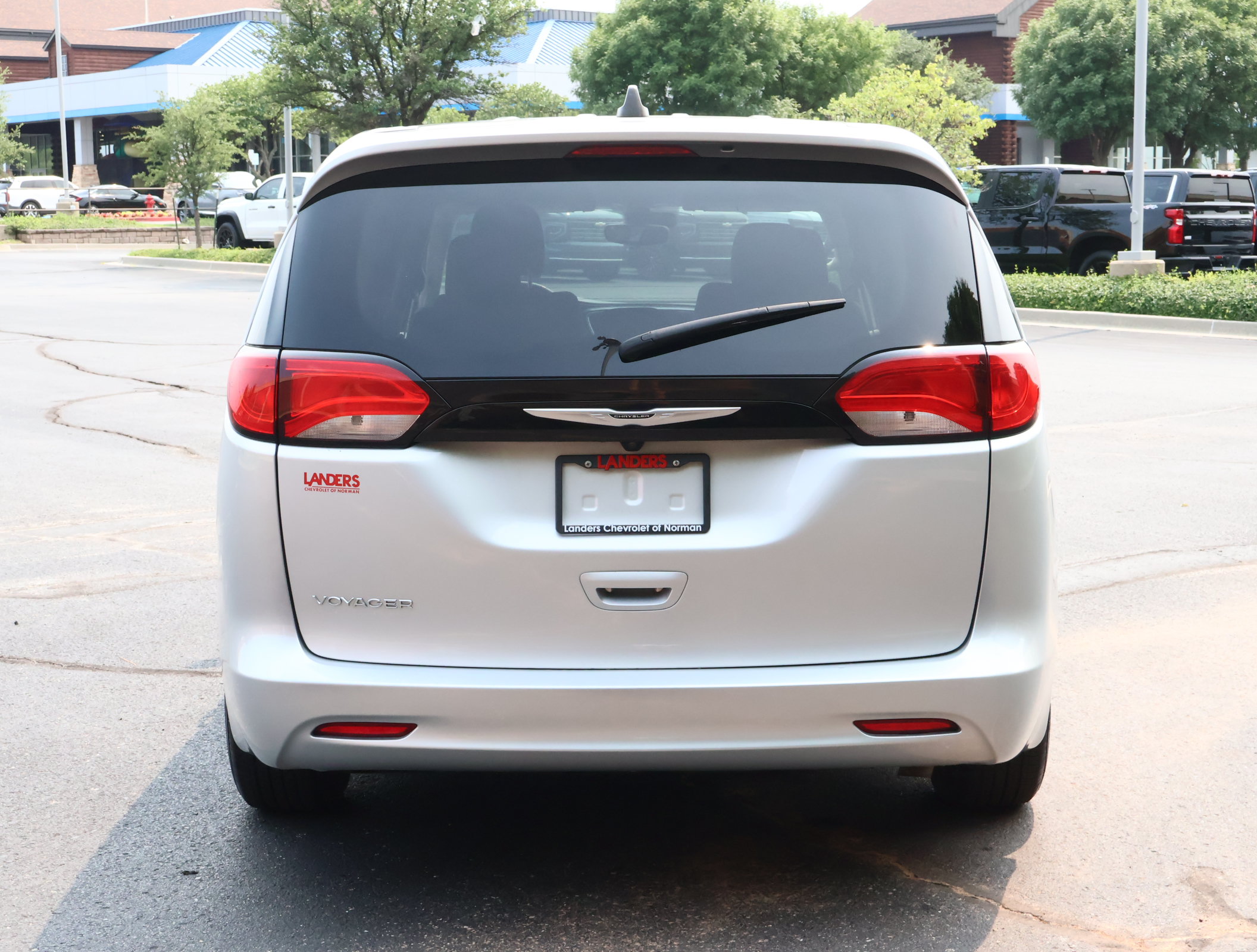Used 2024 Chrysler Voyager LX FWD image 27