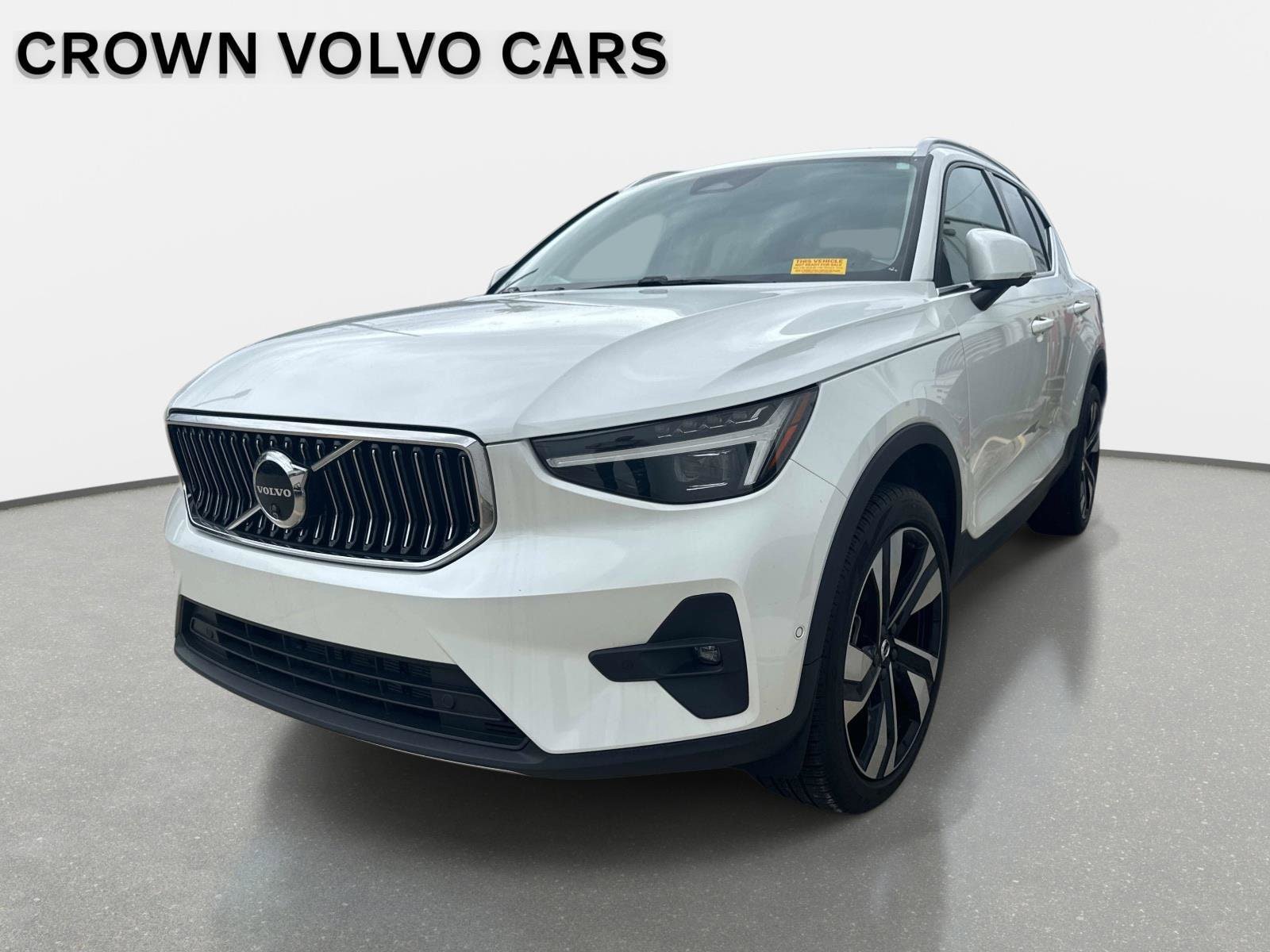 Used 2025 Volvo XC40 B5 Ultra w/ Protection Package Premier