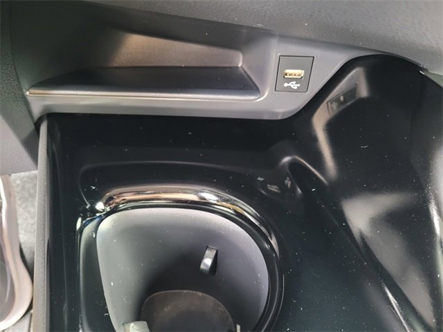 Used 2021 Toyota C-HR Limited image 19