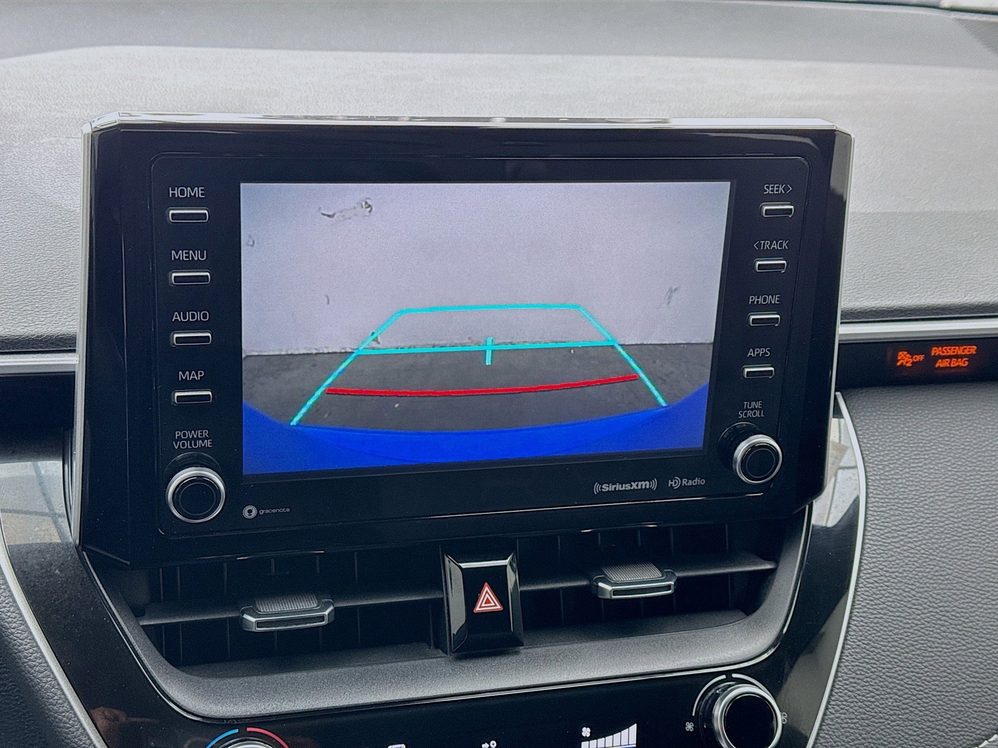 Used 2020 Toyota Corolla SE w/ SE Preferred Package FWD image 10