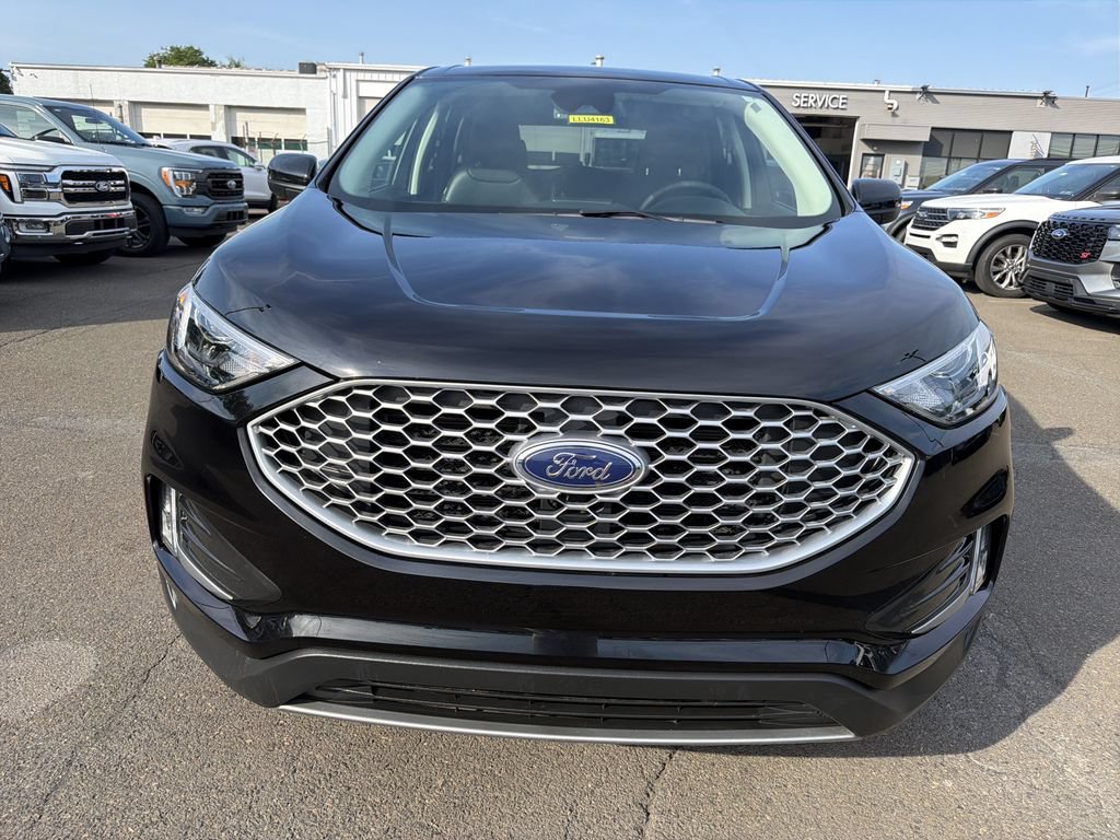 Used 2024 Ford Edge SEL w/ Convenience Package AWD/4WD image 8