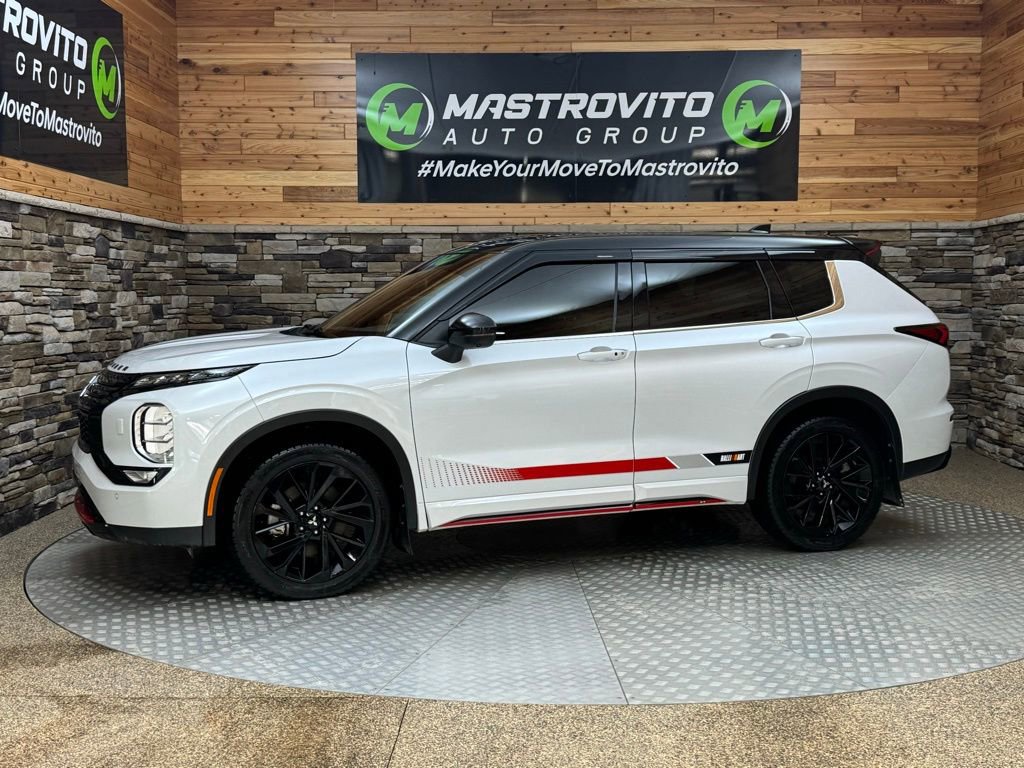 Used 2023 Mitsubishi Outlander Ralliart image 5